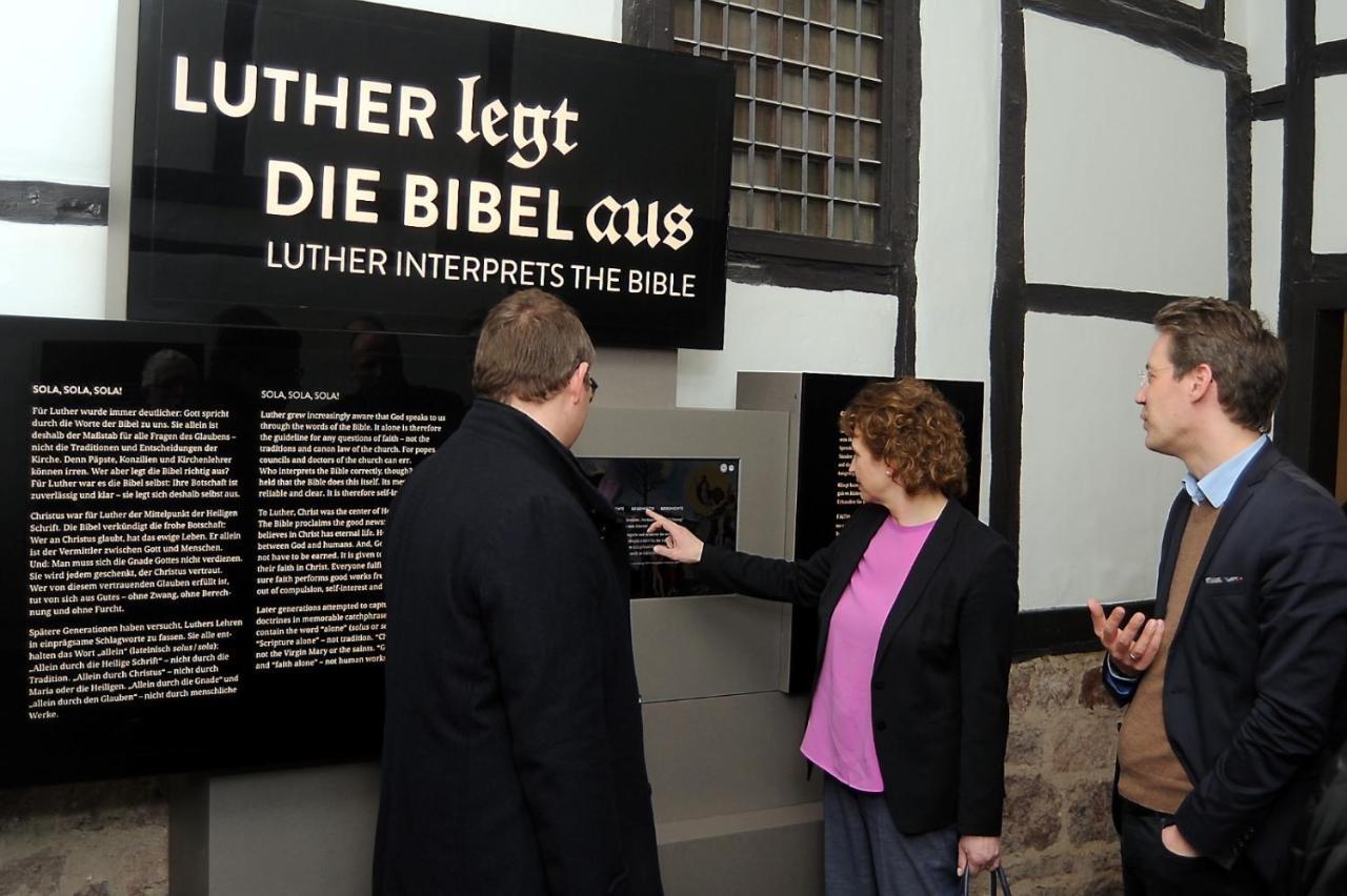Schoene „zum Glueck“